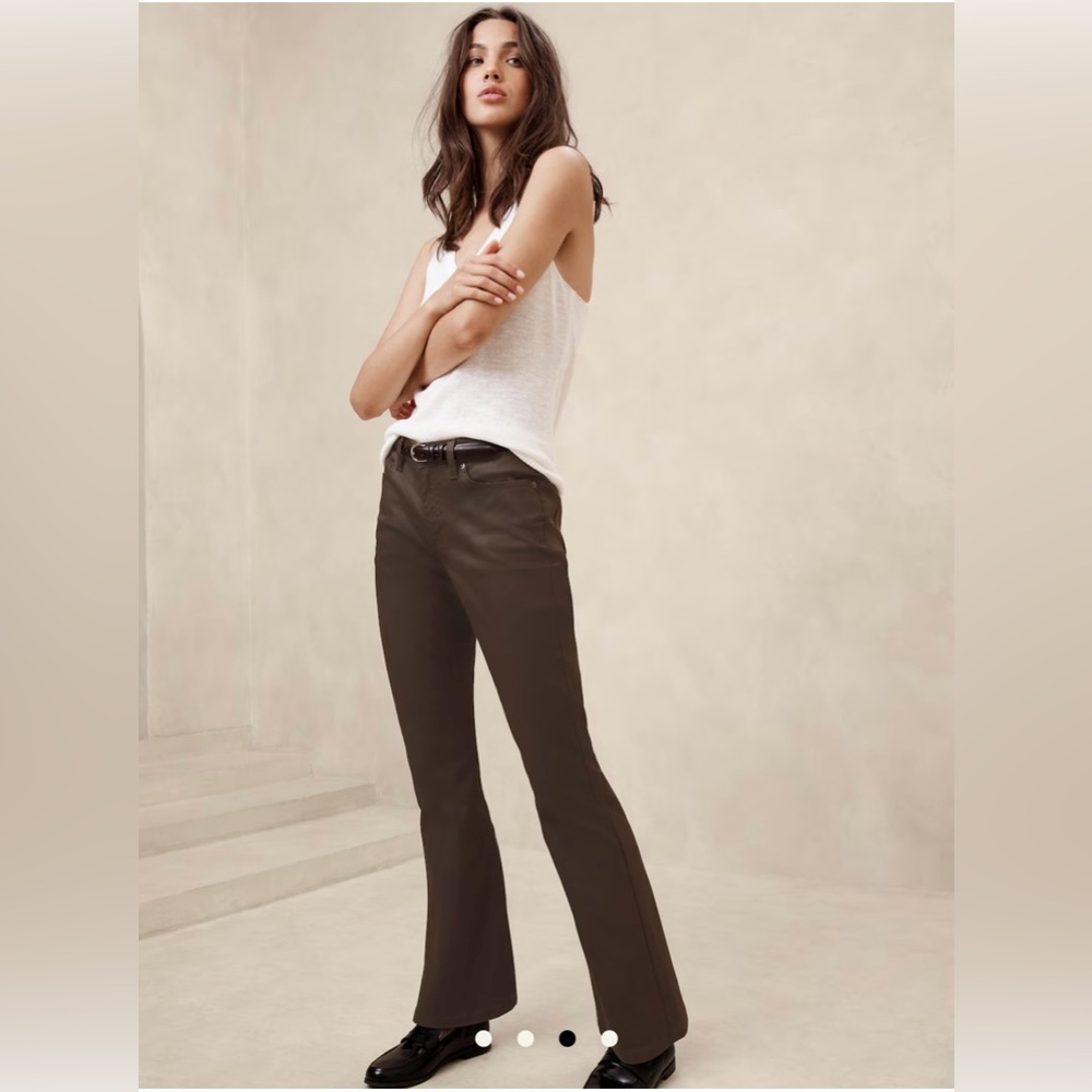 Banana Republic Mid-Rise Bootcut Coated Jeans. - Picture 2 of 6